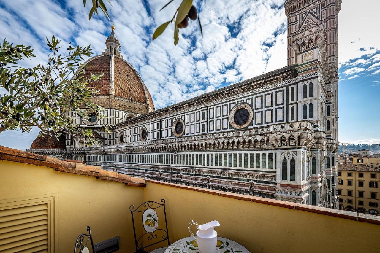 Palazzo Gamba Apartments Al Duomo Florencia Exterior foto