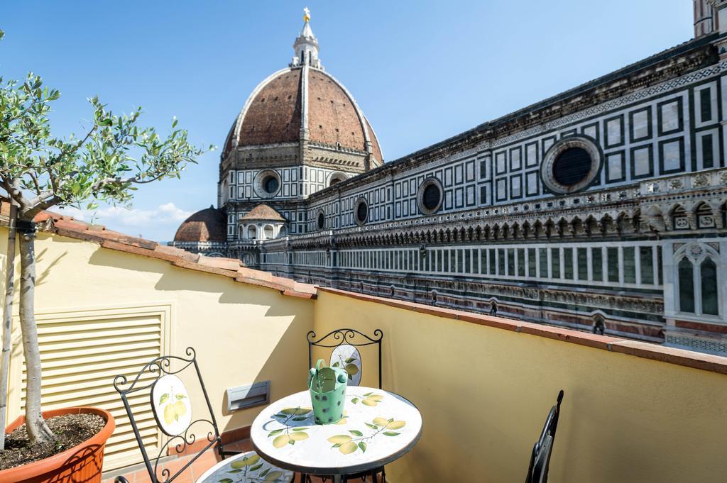 Palazzo Gamba Apartments Al Duomo Florencia Exterior foto